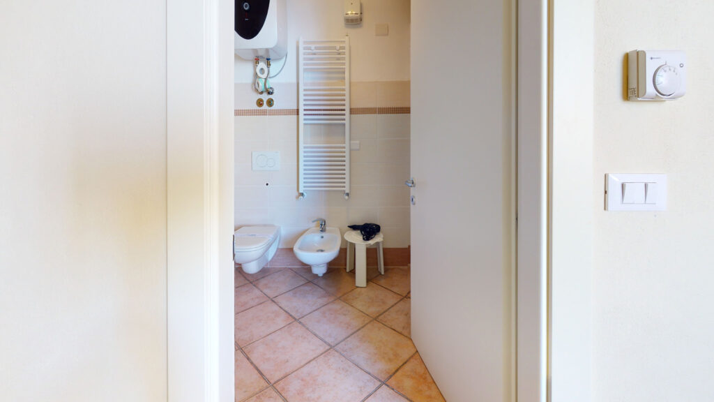 BB-LA-CANONICA-Bathroom(1)