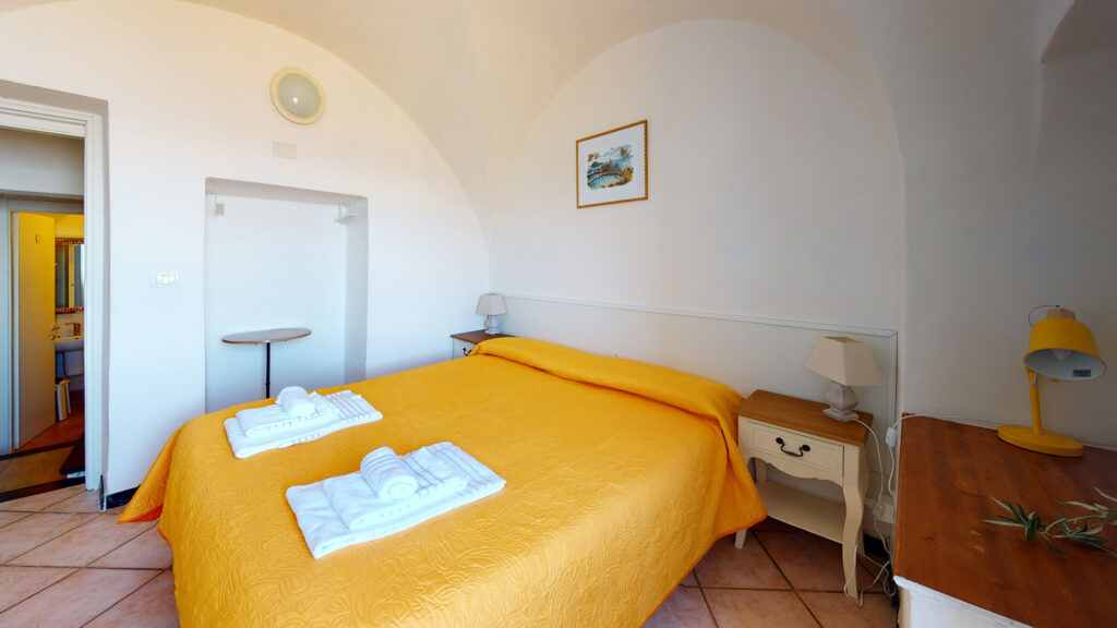 BB-LA-CANONICA-Bedroom(10)